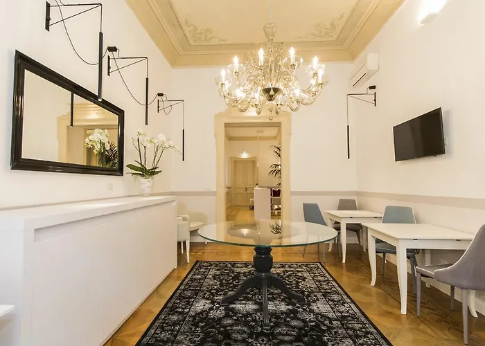 Residenza Degli Artisti بيت ضيافة