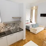Residenza Degli Artisti Gæstehus Trieste