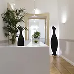 Residenza Degli Artisti Πανσιόν 4*