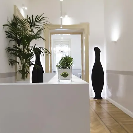 Residenza Degli Artisti Guest house *