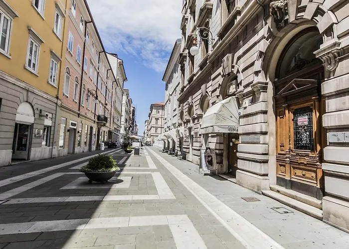 Residenza Degli Artisti 4*